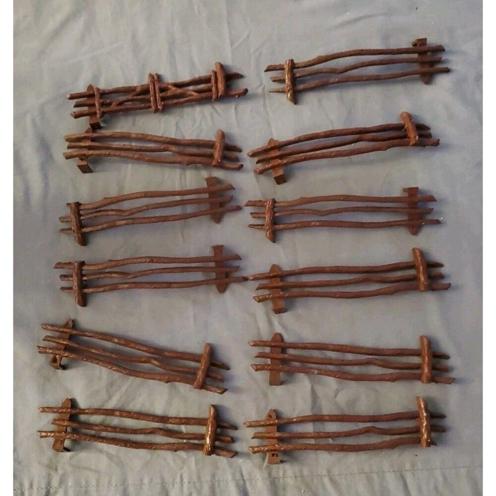 12 Vtg Marx 6" Western Fencing Brown Hard Plastic Fence Coral Farm Wood Army